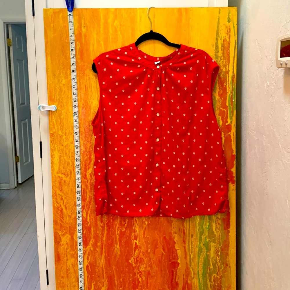 Old navy tank